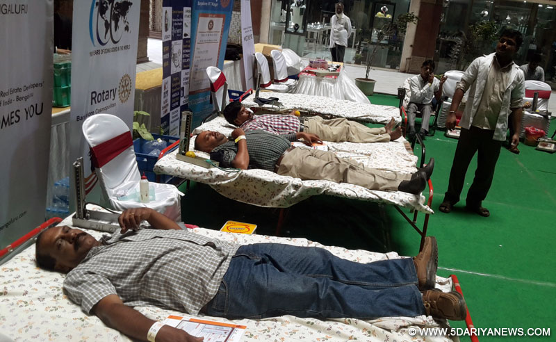 General Public, Youth, Students donate blood donation drive at Barton Centre Supported by CREDAI-Bengaluru