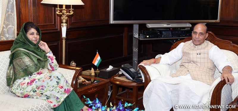 The Chief Minister of Jammu and Kashmir, Ms. Mehbooba Mufti calling on the Union Home Minister, Shri Rajnath Singh, in New Delhi on August 08, 2016.