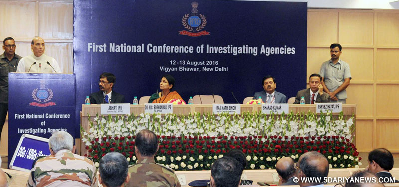 The Union Home Minister, Shri Rajnath Singh addressing the inaugural ceremony of the 1st National Conference of Investigating Agencies, in New Delhi on August 12, 2016. The DG, NIA, Shri Sharad Kumar, the DG, Bureau of Police Research and Development (BPR&D), Dr. M.C. Borwankar and other dignitaries are also seen.