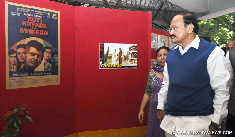 The Union Minister for Urban Development, Housing & Urban Poverty Alleviation and Information & Broadcasting, Shri M. Venkaiah Naidu visiting an exhibition at the inauguration of the ‘Independence Day Film Festival’, in New Delhi on August 12, 2016.