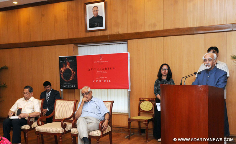 The Vice President, Shri M. Hamid Ansari addressing the gathering after releasing the book ‘Secularism: India at a Crossroad’ authored by Dr. Madhav Godbole, in New Delhi on August 19, 2016.