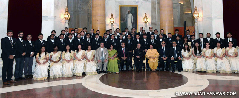 The President, Shri Pranab Mukherjee with the Probationers of 66th (2014 Batch) of the Indian Revenue Service (Customs & Central Excise) from National Academy of Customs, Excise & Narcotics, Faridabad, at Rashtrapati Bhavan, in New Delhi on August 22, 2016.