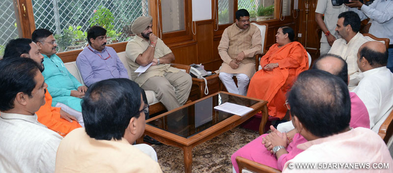 A delegation from Odisha led by Minister of State for Petroleum and Natural Gas (Independent Charge), Shri Dharmendra Pradhan calling on the Union Minister for Water Resources, River Development and Ganga Rejuvenation, Sushri Uma Bharti, in New Delhi on August 24, 2016. The Minister of State for Water Resources, River Development and Ganga Rejuvenation, Dr. Sanjeev Kumar Balyan is also seen.