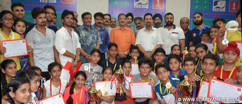 Providing better sports facilities to youth on top priority: Kavinder Gupta