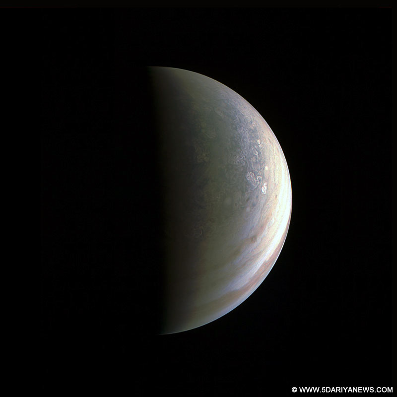 Juno sends 1st images of Jupiter