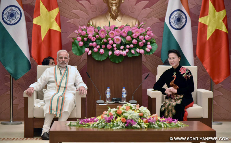 The Prime Minister, Shri Narendra Modi meeting the Chairperson of the National Assembly of Vietnam, Ms. Nguyen Thi Kim Ngan, in Hanoi, Vietnam on September 03, 2016.