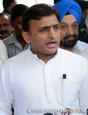 अखिलेश यादव