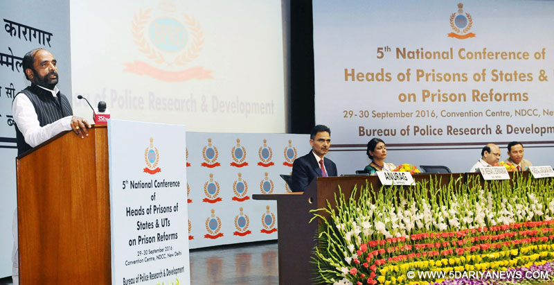 The Minister of State for Home Affairs, Shri Hansraj Gangaram Ahir addressing at the inauguration of the 5th National Conference of Heads of Prisons of States and UTs on Prison Reforms, in New Delhi on September 29, 2016.