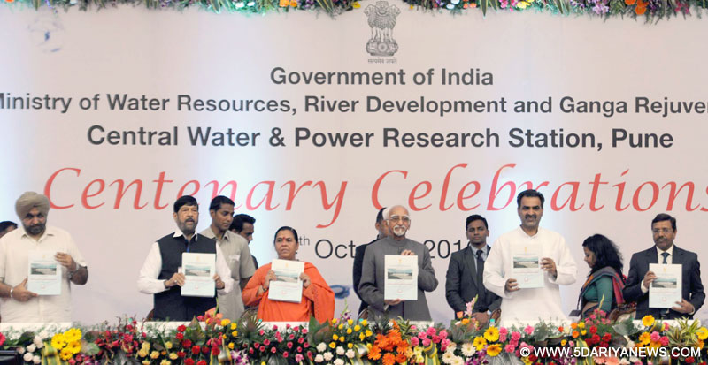 The Vice President, Shri M. Hamid Ansari releasing the Coffee Table Book “CWPRS - 100 years and beyond” on the occasion of Centenary Celebrations of Central Water and Power Research Station, in Pune on October 04, 2016.