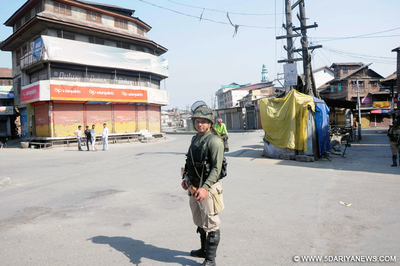 Kashmir remains shut for 103rd consecutive day