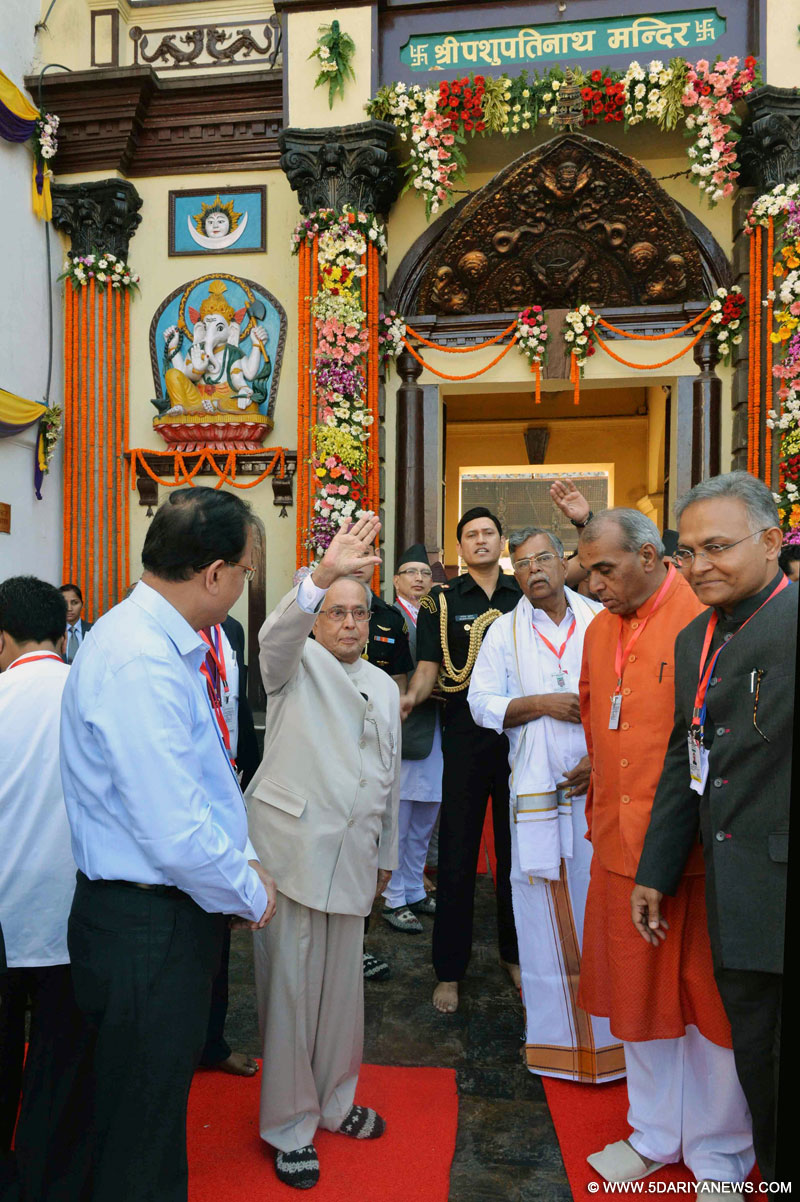The President, Shri Pranab Mukherjee visiting the Pashupatinath Temple, in Kathmandu, Nepal on November 03, 2016. The Minister of State for Defence, Shri Subhash Ramrao Bhamre is also seen.
