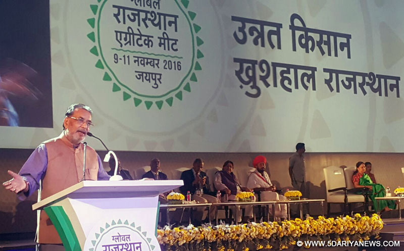 The Union Minister for Agriculture and Farmers Welfare, Shri Radha Mohan Singh addressing the Global Rajasthan Agritech Conference, in Jaipur on November 11, 2016.