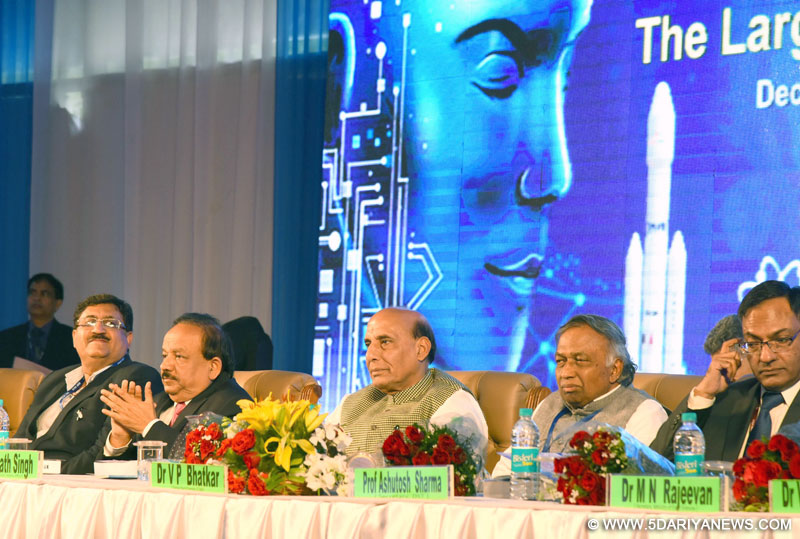 The Union Home Minister, Shri Rajnath Singh and the Union Minister for Science & Technology and Earth Sciences, Dr. Harsh Vardhan at the inauguration of the India International Science Festival 2016 (IISF-2016), organised by CSIR-NPL, in New Delhi on December 08, 2016. The Secretary, Department of Science and Technology, Prof. Ashutosh Sharma and other dignitaries are also seen.