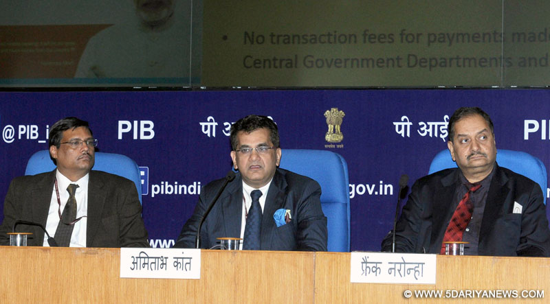 The CEO, NITI Aayog, Shri Amitabh Kant addressing a press conference on Digital Payments, in New Delhi on December 15, 2016. The Director General (M&C), Press Information Bureau, Shri A.P. Frank Noronha is also seen.