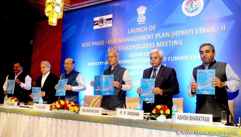 The Minister of State for Environment, Forest and Climate Change (Independent Charge), Shri Anil Madhav Dave launching the Hydrochlorofluorocarbon (HCFC) Phase-Out Management Plan (HPMP) Stage-II – India, in New Delhi on March 06, 2017.