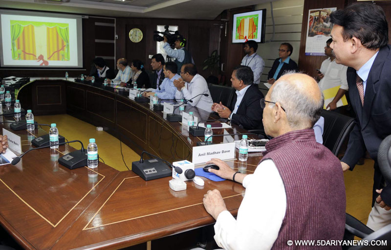 The Minister of State for Environment, Forest and Climate Change (Independent Charge), Shri Anil Madhav Dave launching the CRZ Portal, at a function, in New Delhi on March 08, 2017.