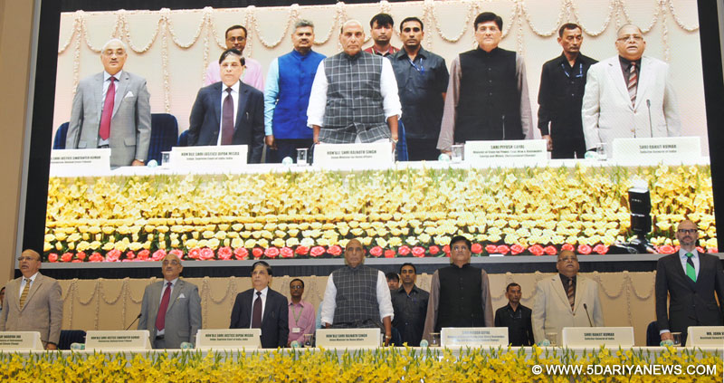 The Union Home Minister, Shri Rajnath Singh at the World Environment Conference, organised by the National Green Tribunal, in New Delhi on March 26, 2017. The Minister of State for Power, Coal, New and Renewable Energy and Mines (Independent Charge), Shri Piyush Goyal and other dignitaries are also seen.