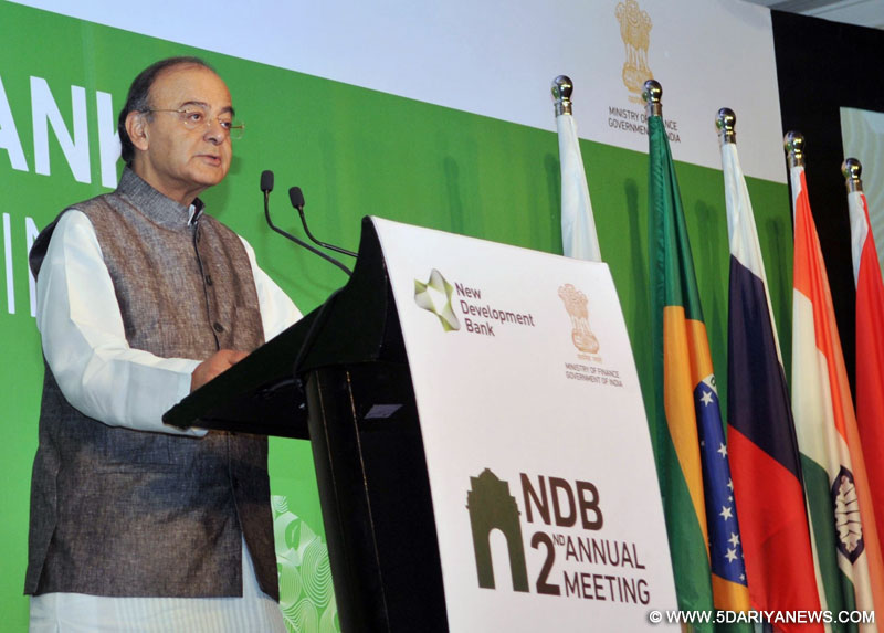 The Union Minister for Finance, Corporate Affairs and Defence, Shri Arun Jaitley delivering the Keynote address at the Opening Ceremony of the Second New Development Bank (NDB) Annual Board of Governors’ Meeting, in New Delhi on April 01, 2017. 