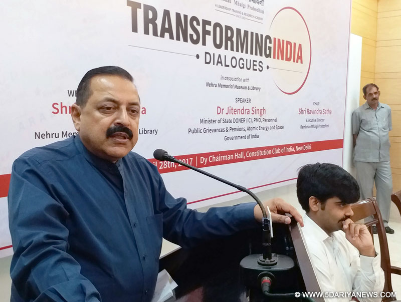 The Minister of State for Development of North Eastern Region (I/C), Prime Minister’s Office, Personnel, Public Grievances & Pensions, Atomic Energy and Space, Dr. Jitendra Singh addressing a seminar on the subject “Transforming India”, in New Delhi on April 28, 2017. 