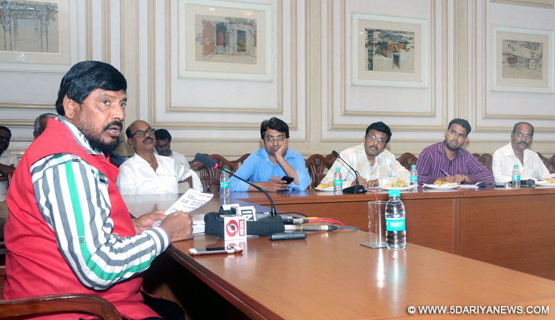 The Minister of State for Social Justice & Empowerment, Shri Ramdas Athawale addressing the media on reserve quota backlog in corporations and corporate service sector, in Mumbai on May 06, 2017.