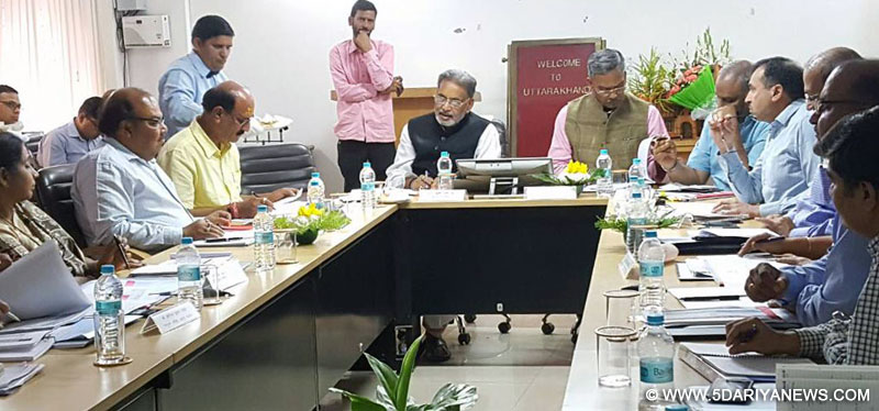 The Union Minister for Agriculture and Farmers Welfare, Shri Radha Mohan Singh chairing a review meeting of programmes of Agriculture Ministry, at Dehradun, Uttarakhand on May 13, 2017. The Chief Minister of Uttarakhand, Shri Trivendra Singh Rawat is also seen.