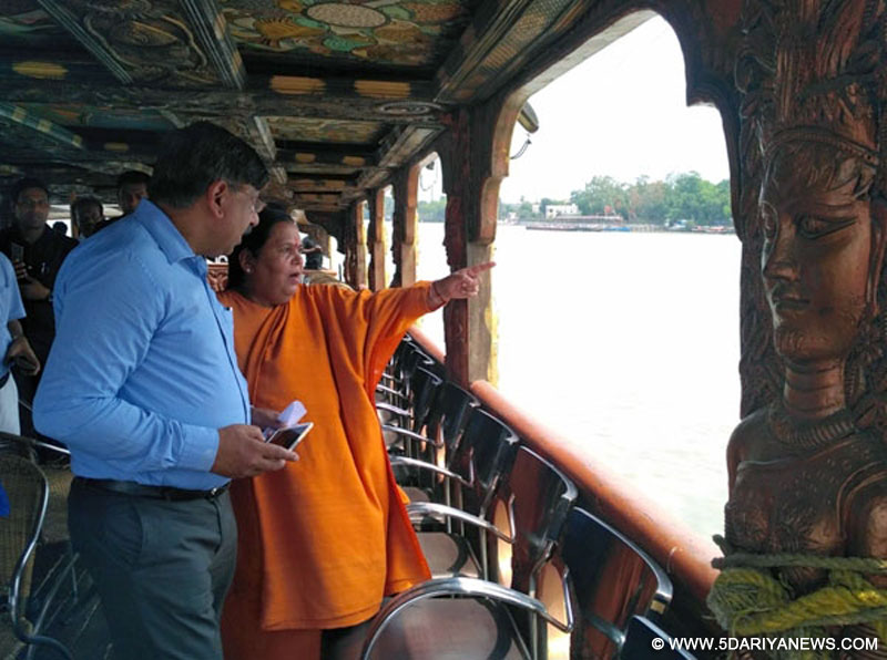 The Union Minister for Water Resources, River Development and Ganga Rejuvenation, Sushri Uma Bharti inspected Ghats on Hooghly river, in Kolkata on May 26, 2017.