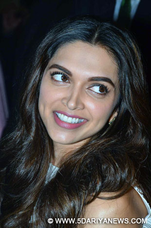 Uploads/2017/06/20/en-news-11523322-Deepika-Padukone-4.jpg