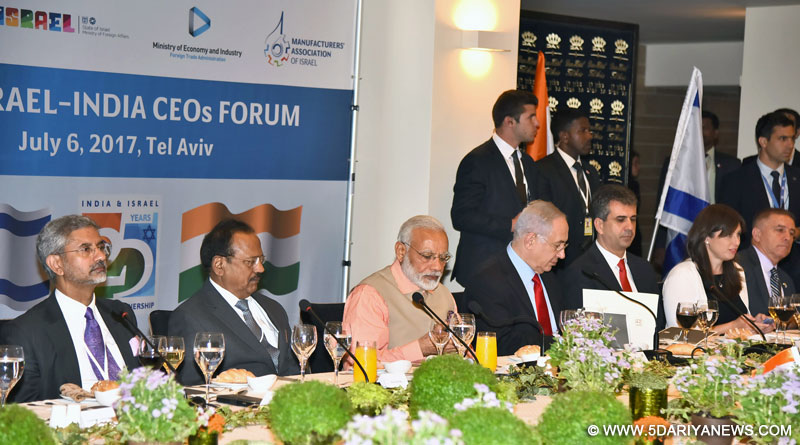 The Prime Minister, Shri Narendra Modi and the Prime Minister of Israel, Mr. Benjamin Netanyahu at the 1st Israel - India CEOs Forum, at Tel Aviv, Israel on July 06, 2017.