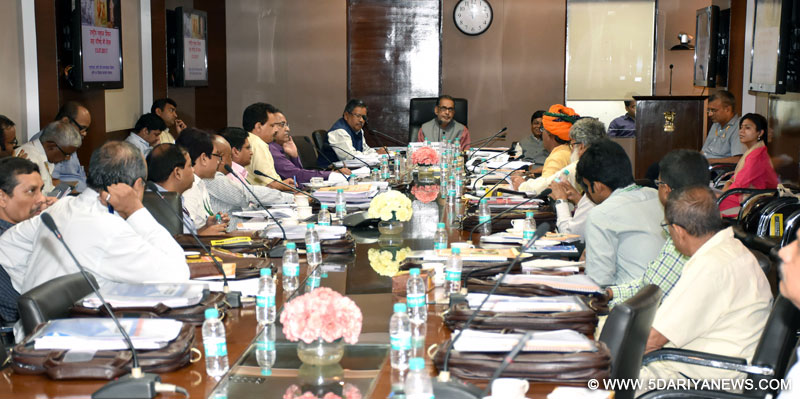 The Union Minister for Agriculture and Farmers Welfare, Shri Radha Mohan Singh addressing the members at the second General Council meeting of National Livestock Mission (NLM), in New Delhi on July 13, 2017. The Secretary, Department of Animal Husbandry, Dairying and Fisheries, Shri Devendra Chaudhry is also seen.