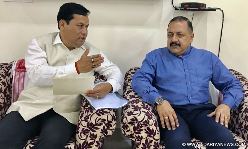 The Chief Minister of Assam, Shri Sarbananda Sonowal meeting the Minister of State for Development of North Eastern Region (I/C), Prime Minister’s Office, Personnel, Public Grievances & Pensions, Atomic Energy and Space, Dr. Jitendra Singh, in New Delhi on July 18, 2017.