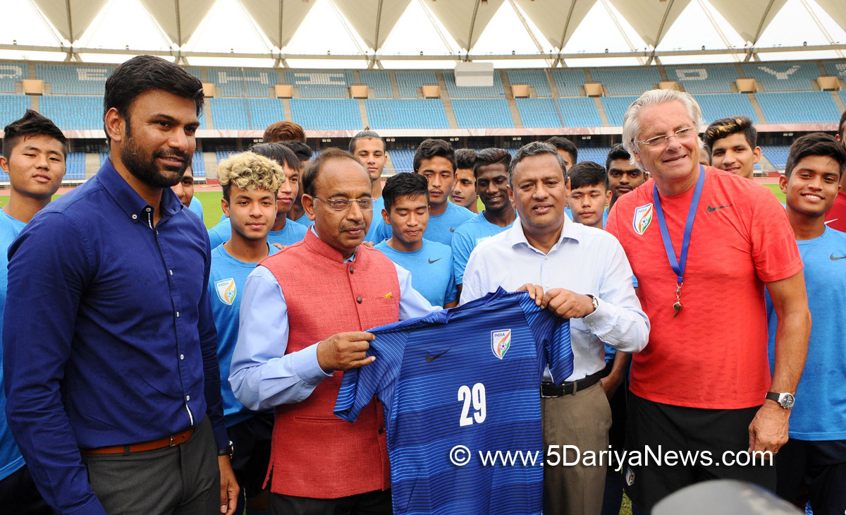 The Minister of State for Youth Affairs and Sports (I/C), Water Resources, River Development and Ganga Rejuvenation, Shri Vijay Goel with the Indian U-17 Football Team preparing for FIFA World Cup, at Jawaharlal Nehru Stadium, in New Delhi on July 25, 2017.