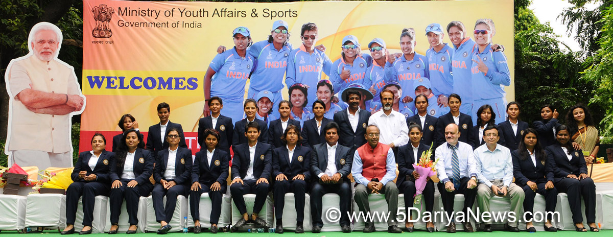 The Minister of State for Youth Affairs and Sports (I/C), Water Resources, River Development and Ganga Rejuvenation, Shri Vijay Goel felicitated the Indian Women Cricket Team on its return from London after splendid performance at World Cup, at a function, in New Delhi on July 27, 2017.