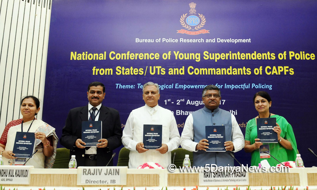 The Union Minister for Electronics & Information Technology and Law & Justice, Shri Ravi Shankar Prasad releasing a book ‘National Police Research Repository’ during the inauguration of the National Conference for Young SPs of States/UTs and Commandants of CAPFs, in New Delhi on August 01, 2017. The Director, Intelligence Bureau, Shri Rajiv Jain and the DG, BPR&D, Dr. Meeran C. Borwankar are also seen.