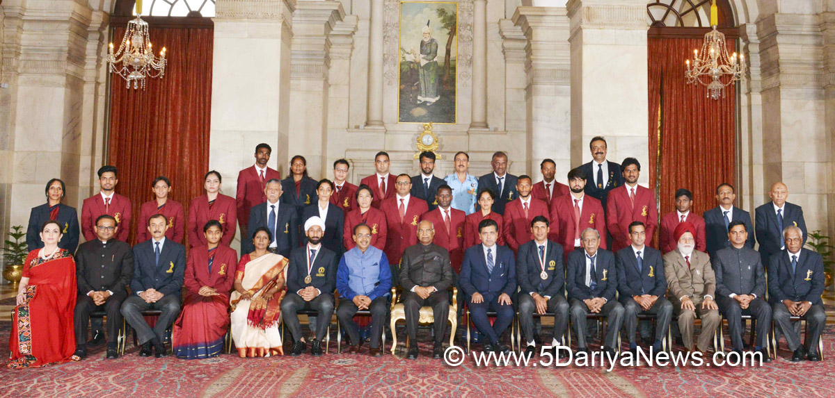 The President, Shri Ram Nath Kovind with the sports and adventure awardees, in a glittering ceremony, at Rashtrapati Bhavan, in New Delhi on August 29, 2017. The Minister of State for Youth Affairs and Sports (I/C), Water Resources, River Development and Ganga Rejuvenation, Shri Vijay Goel and the Secretary, (Sports), Shri Injeti Srinivas are also seen.