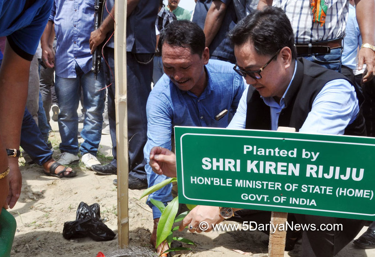 The Minister of State for Home Affairs, Shri Kiren Rijiju planting a sapling during the “Swachchta hi Sewa” programme, in Itanagar, Arunachal Pradesh on September 17, 2017.