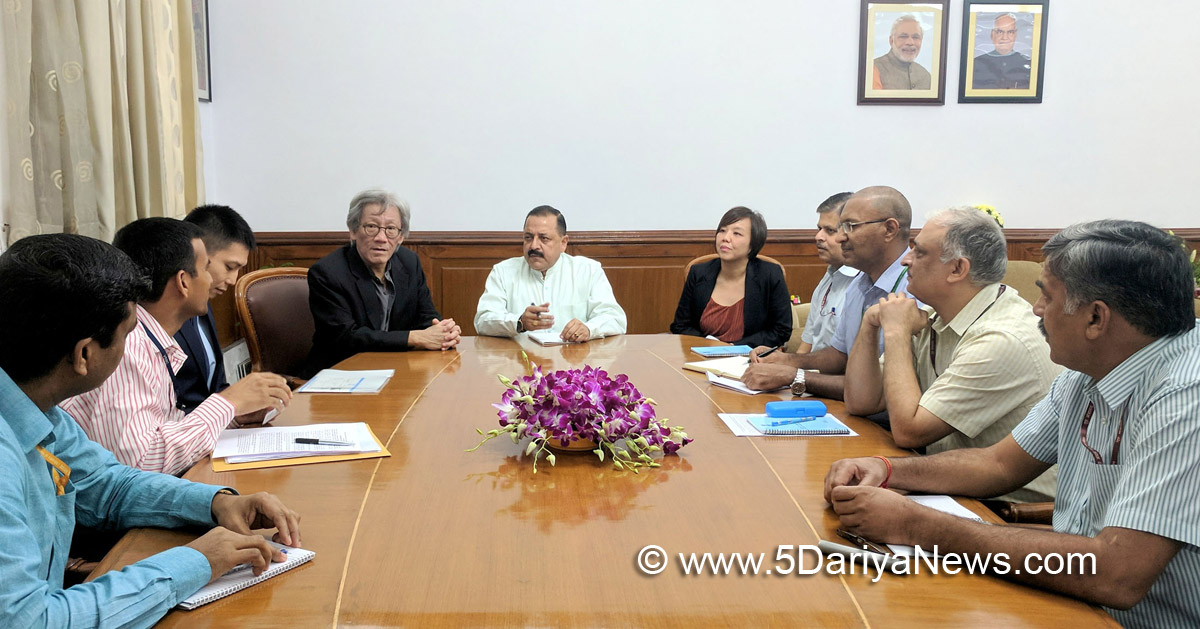 A high-level delegation from Singapore, led by its High Commissioner, Mr. Lim Thuan Kuan holding a meeting with the Minister of State for Development of North Eastern Region (I/C), Prime Minister’s Office, Personnel, Public Grievances & Pensions, Atomic Energy and Space, Dr. Jitendra Singh, in New Delhi on September 18, 2017.