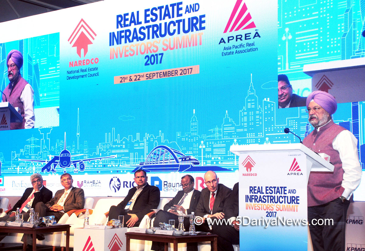 The Minister of State for Housing and Urban Affairs (I/C), Shri Hardeep Singh Puri addressing at the Real Estate and Infrastructure Investors Summit – 2017, in Mumbai on September 21, 2017.