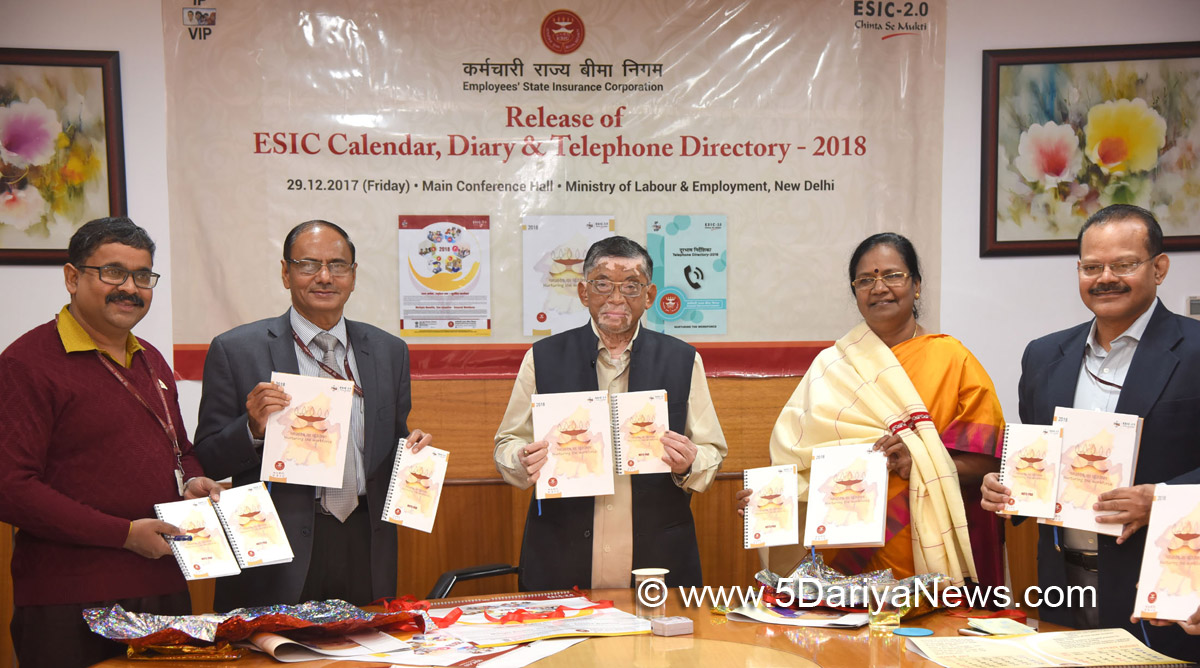 The Minister of State for Labour and Employment (I/C), Shri Santosh Kumar Gangwar releasing the Diary of ESIC, in New Delhi on December 29, 2017. 