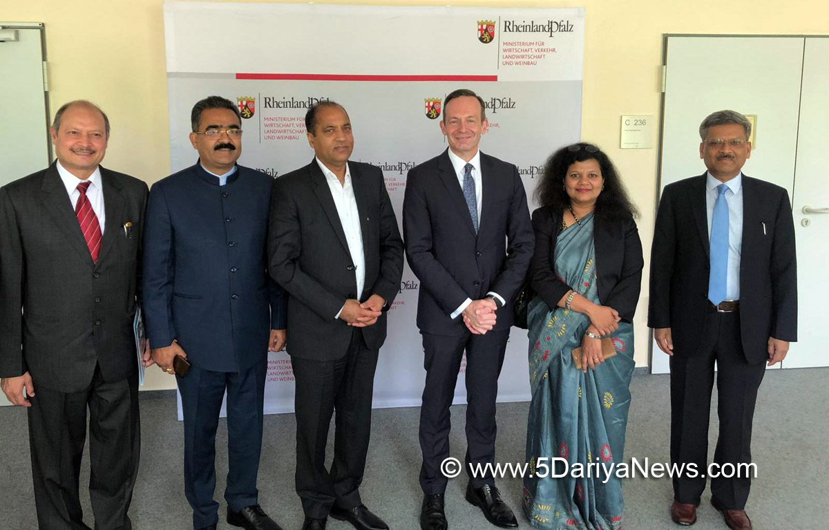 Chief Minister Jai Ram Thakur today met Minister for Agriculture, Tourism, Transport and Viticulture (wine making) for the State of Rhineland, Germany Dr. Volker Wissing at Frankfurt as a part of the outreach activity for attracting investments to Himachal Pradesh.Chief Minister apprised the Minister that there was a vast potential of investment in various sectors such as Agriculture, Tourism, Transport and Infrastructure.Jai Ram Thakur invited th