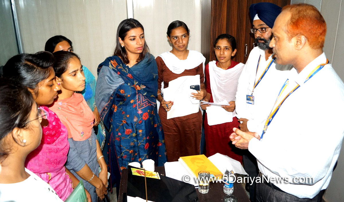 Ghar Ghar Rozgar : Job Fair Held At Bhikhi Attracts Large Number Of Youngsters