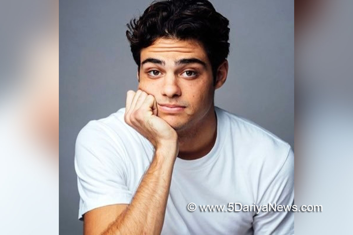 Noah Centineo 
