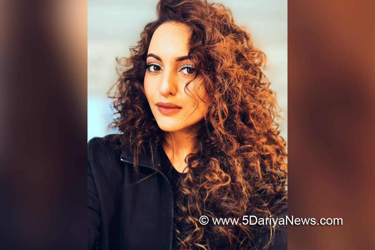  Sonakshi Sinha, Bollywood, Entertainment, Mumbai, Actress, Cinema, Hindi Films, Movie, Mumbai News, Heroine