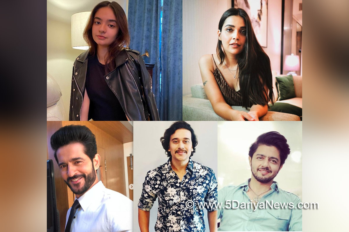 Web Series, Entertainment, Mumbai, Actress, Actor, Mumbai News, Hiten Tejwani, Anushka Sen, Swaanng