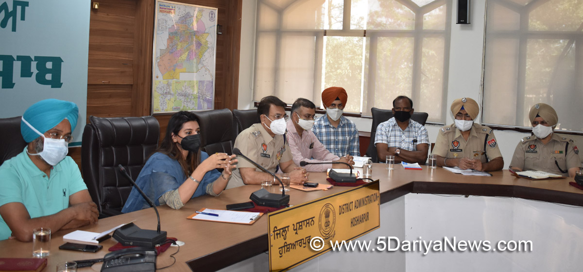  DC Hoshiarpur, Deputy Commissioner Hoshiarpur, Apneet Riyait, Hoshiarpur