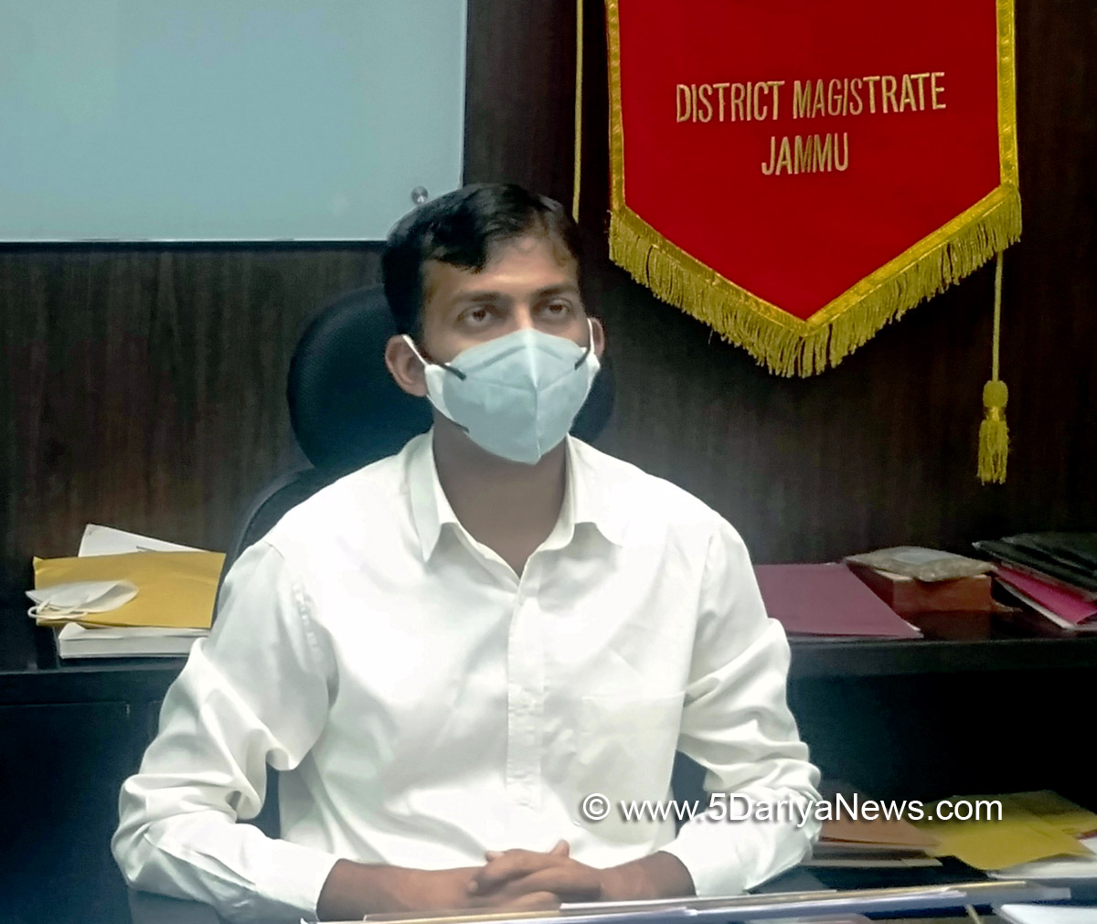 Due to strict containment strategy, the covid positivity rate has dropped to less than 4% in Jammu district, said Deputy Commissioner Anshul Garg during a press briefing, here today.The Deputy Commissioner said that intensive testing in both rural and urban areas, coupled with other measures, has helped in the containment of Covid spread. He said that 70 dedicated teams have been pressed in for testing in rural areas.Anshul Garg further informed that District Administration Jammu has launched an