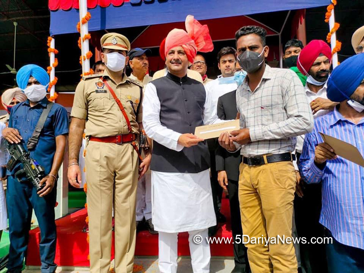 Vijay Inder Singla, Punjab Education Minister, Chandigarh, Punjab Pradesh Congress Committee, Congress, Punjab Congress, Government of Punjab, Punjab Government, Punjab, Sangrur