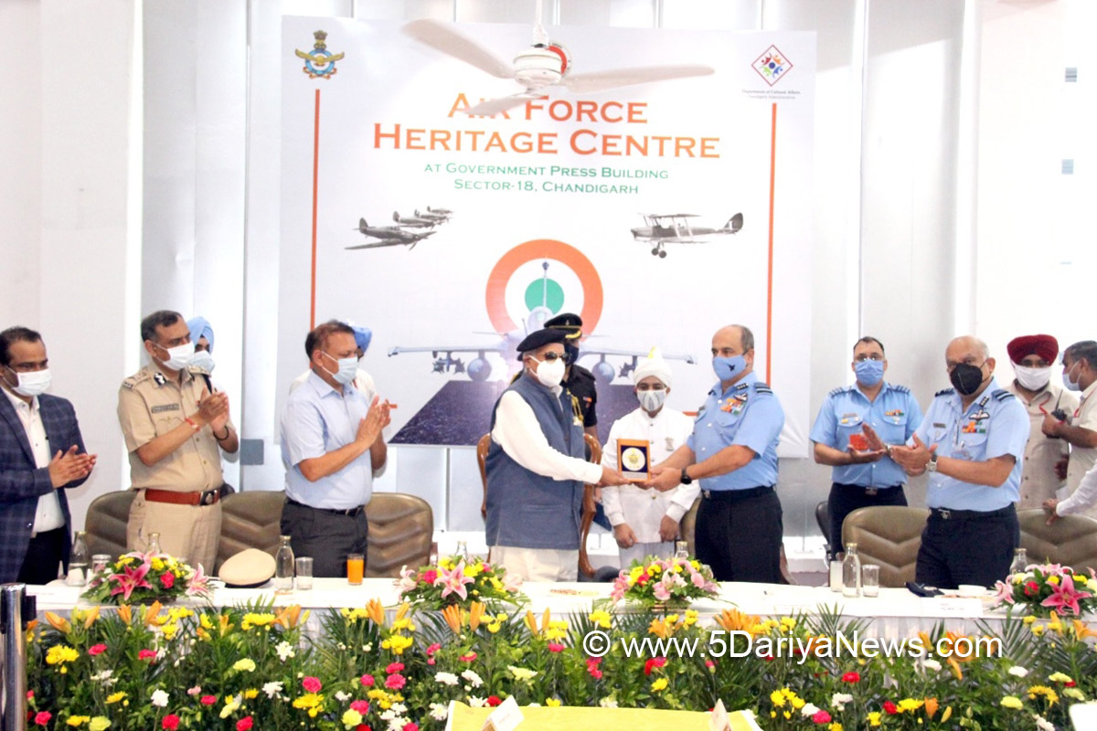 VP Singh Badnore, V.P. Singh Badnore, Air Force Heritage Centre, IAF aircraft, Indian Air Force, Air Marshal V.R. Chaudhari