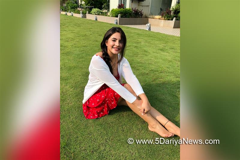 OTT, Entertainment, Mumbai, Actress, Actor, Mumbai News, Meera Deosthale, Ratri Ke Yatri
