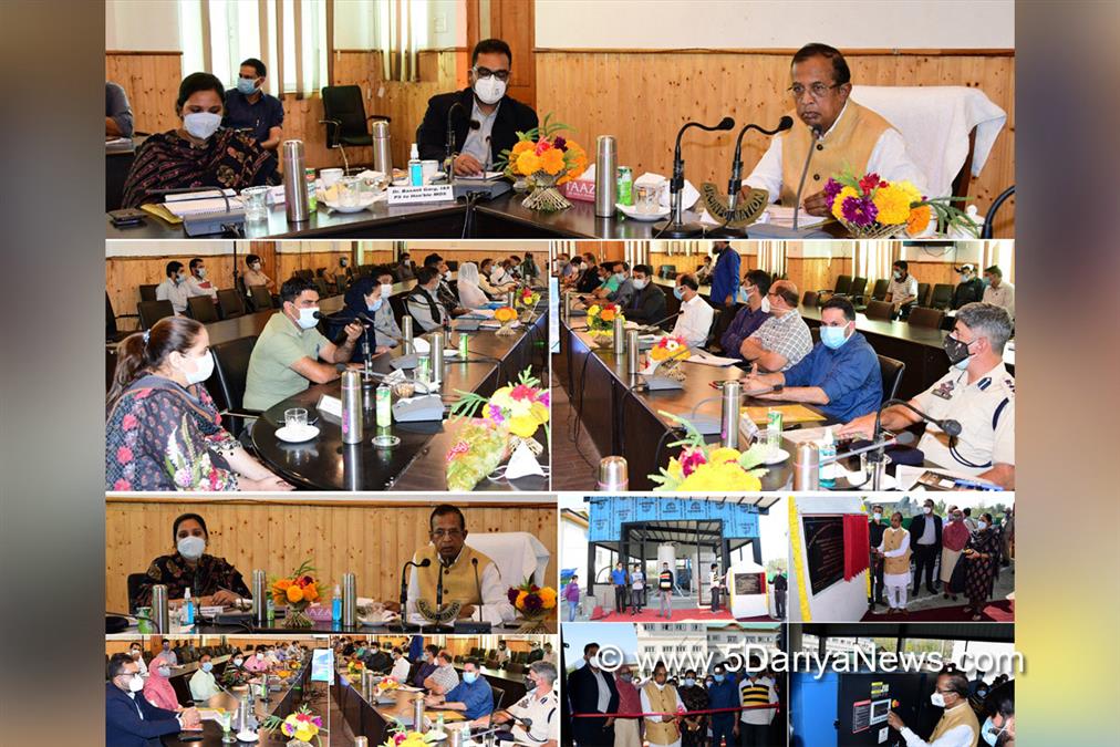 Som Parkash, BJP, Bharatiya Janata Party, Deputy Commissioner Ganderbal, Krittika Jyotsna, Ganderbal, Kashmir, Jammu And Kashmir, Jammu & Kashmir