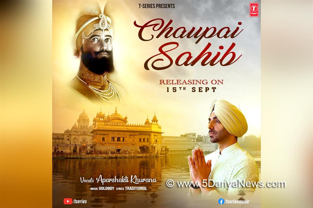 Bollywood, Entertainment, Mumbai, Actor, Cinema, Hindi Films, Movie, Mumbai News, Guru Gobind Singh, Chaupai Sahib, Aparshakti Khurana, Helmet, Gurudwara Bangla Sahib